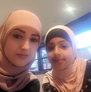 Meet your Posher, Fatima